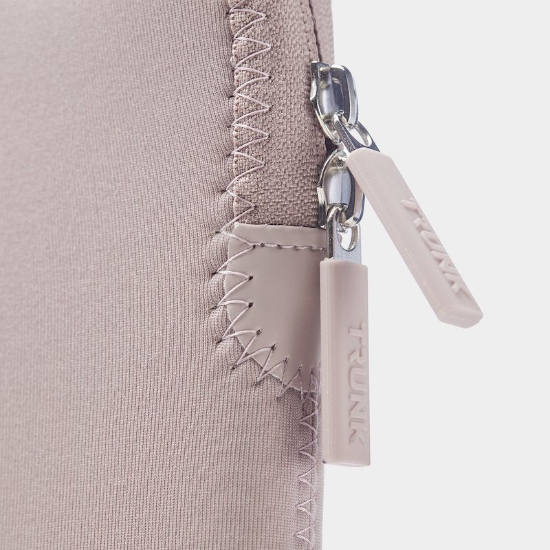 Sleeve Trunk MacBook Pro 16 - Warm Rose - Image 5