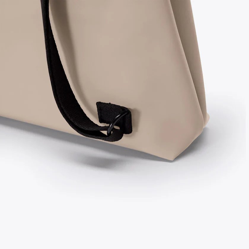 Mochila Ucon Acrobatics Una, para MacBooks 13/14 (8L) - Nude - Image 7