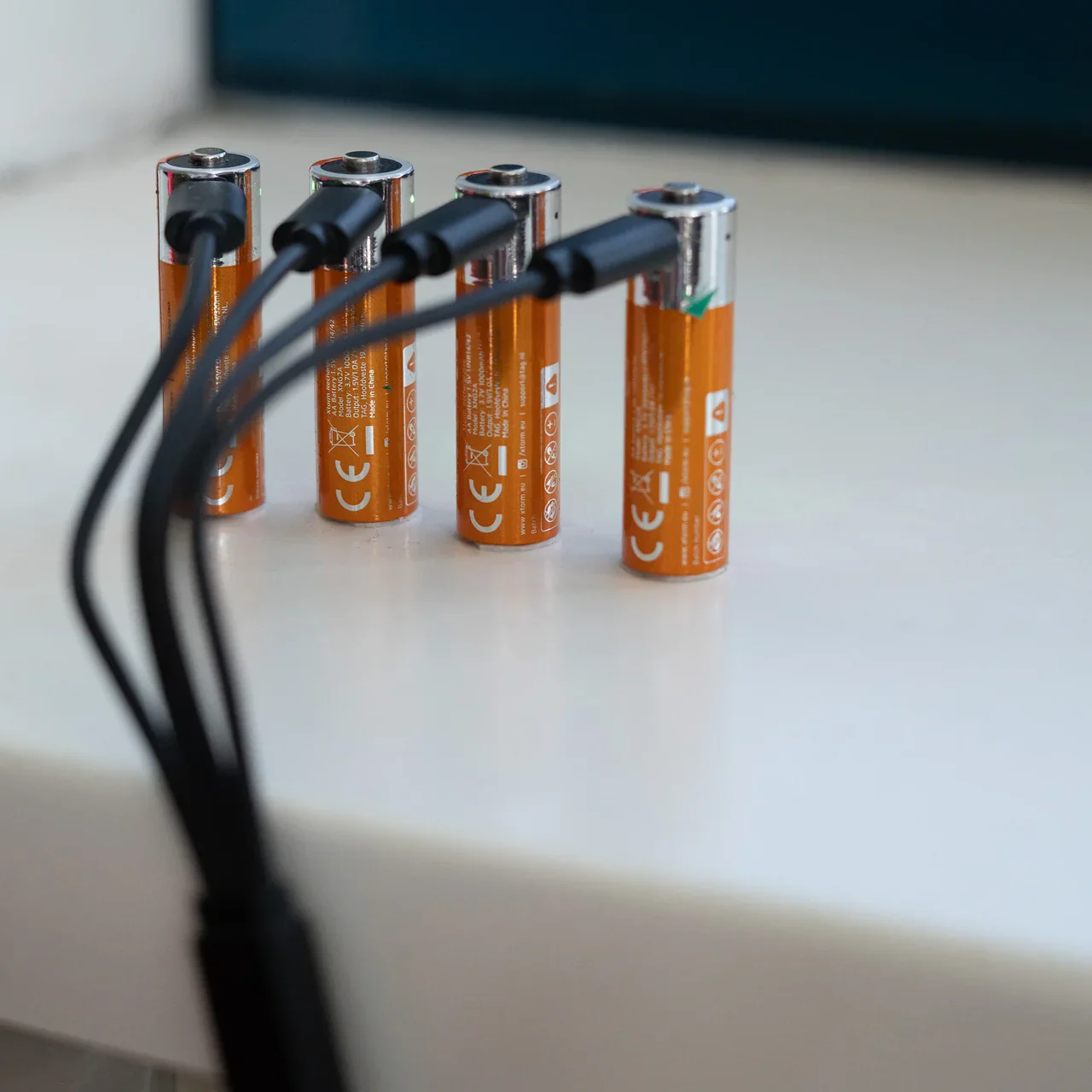 Pilhas Recarregáveis USB-C AA (Pack de 4) - Image 3
